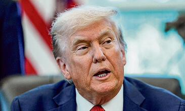 די, תמשיך. טראמפ (Kent Nishimura, REUTERS) די, תמשיך. טראמפ