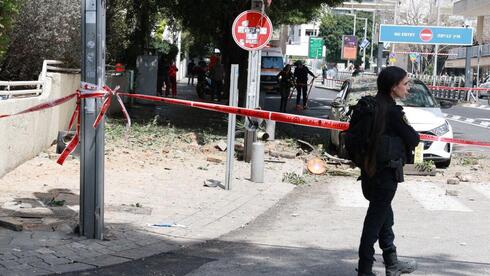 Iranian missile strike wounds 15 in Tel Aviv area