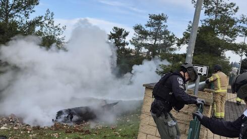 בזמן האזעקה בצפת: בת 11 לקתה בדום לב ונפלה, מצבה קשה