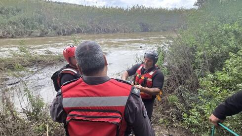 טרגדיה בצפון: איש מילואים ניסה להציל את בנו שנסחף בנהר הירדן - וטבע למוות