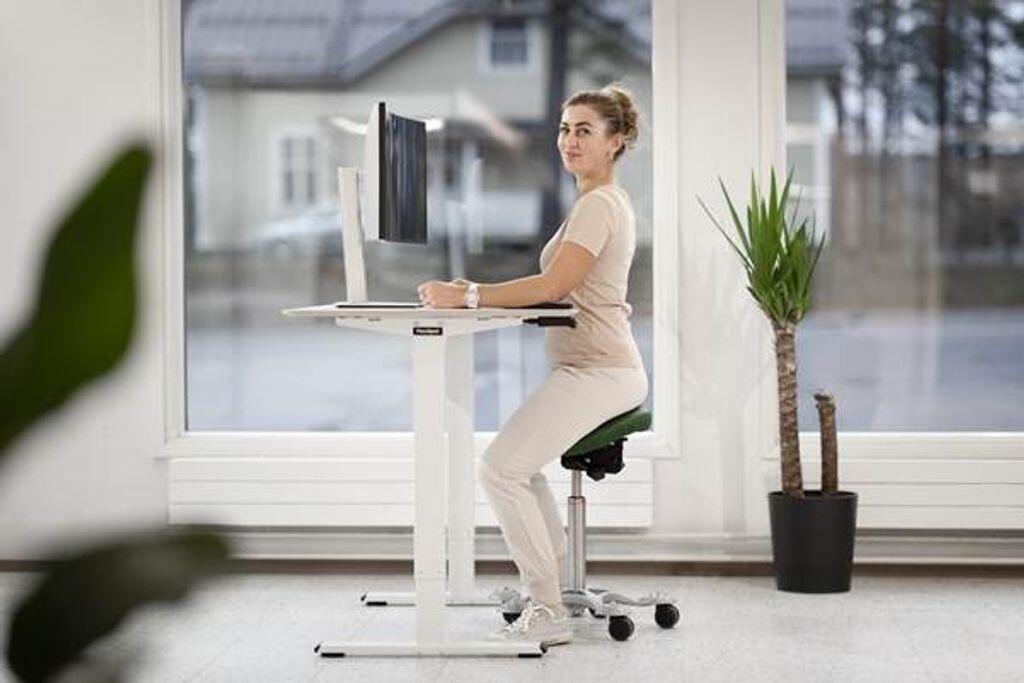 קיסר ריהוט ארגונומי