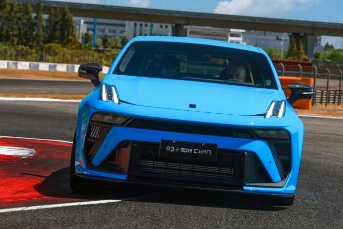 לינק אנד קו 03 TCR - נגד הזרם