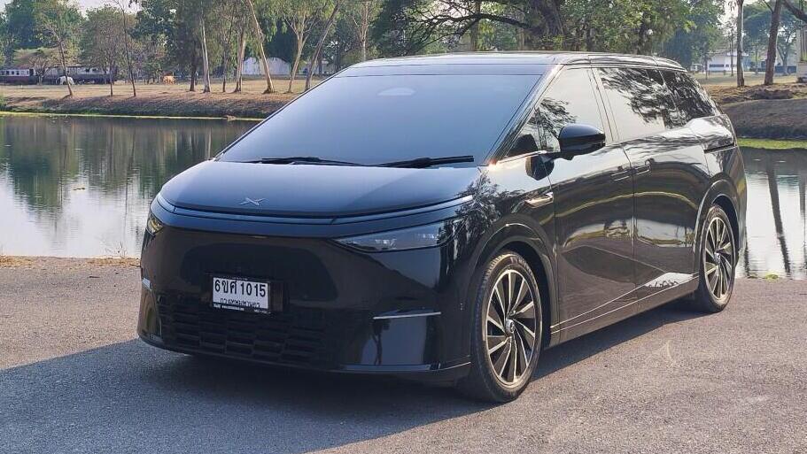 אקספנג X9 - מקסיוואן