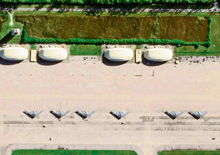 שיגור של חוראמשהר 4. שני הטילים ששוגרו לעבר האי סיימו את הוויכוח: טראמפ צדק, המומחים טעו | צילום: Handout © 2025 PLANET LABS PBC AFP