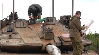 לוחמי חטיבה 401 יוצאים להתרעננות מלבנון אחרי שבועיים של לחימה