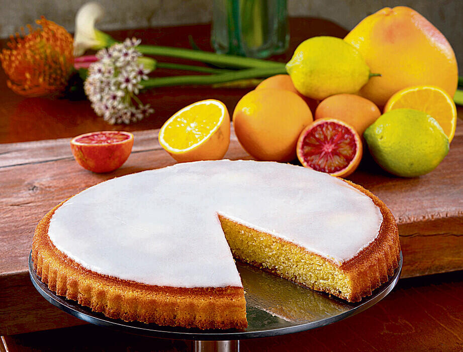 עוגת שקדים והדרים (יובל חן) עוגת שקדים והדרים