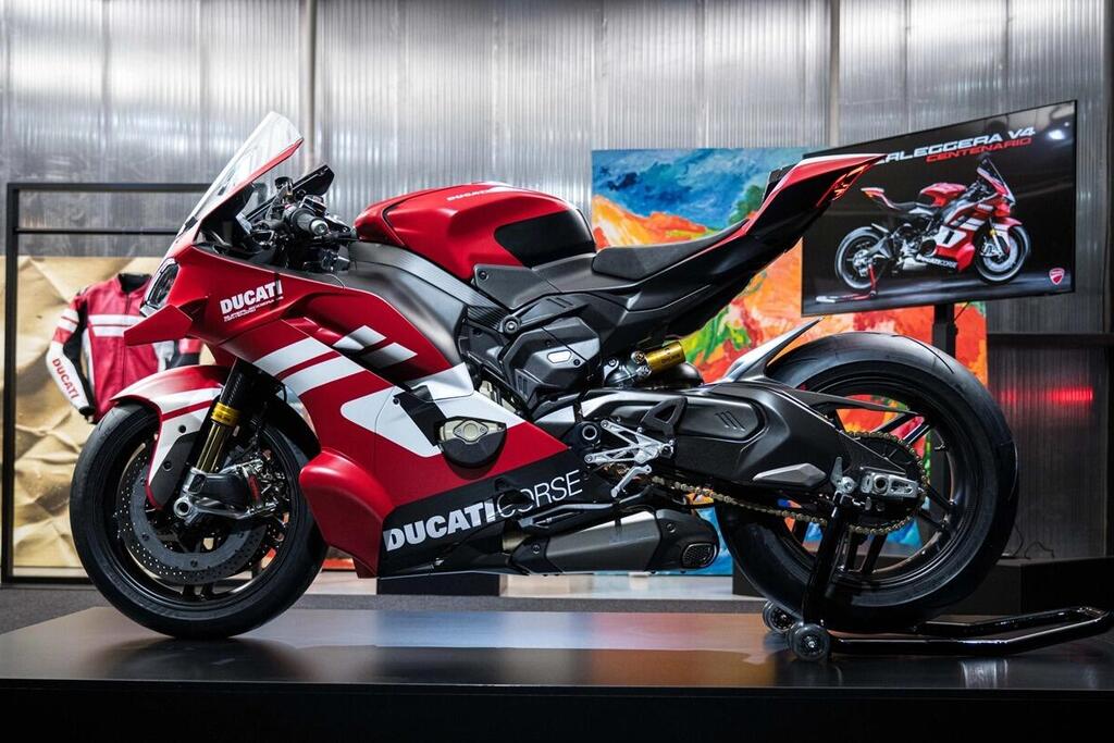 ימאהה מחזירה את העירום, דוקאטי מפציצה וק.ט.מ מחדשת ימאהה מחזירה את העירום, דוקאטי מפציצה וק.ט.מ מחדשת