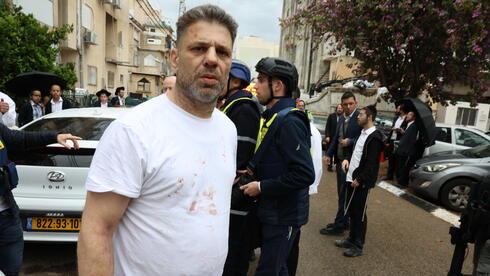 Ракета попала в дом в Бней-Браке, тяжело ранена 11-летняя девочка