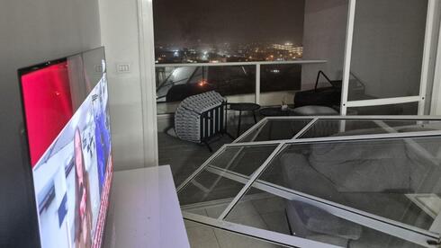 ירי במקביל מאיראן, לבנון ותימן: פצוע קל במזכרת בתיה, נזק בפתח תקווה