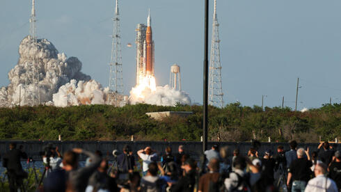 One small fix for a toilet: Artemis II crew fixes malfunction after launch
