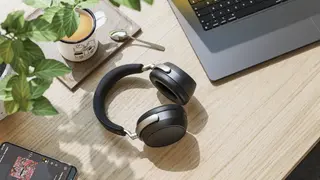 האוזניות HDB 630 של סנהייזר האוזניות HDB 630 של סנהייזר