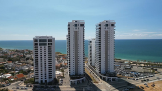 Beachfront homes in Netanya