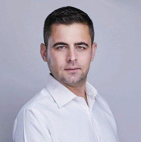 אגמון. אמוציות חריגות | צילום: עופר חגיוב