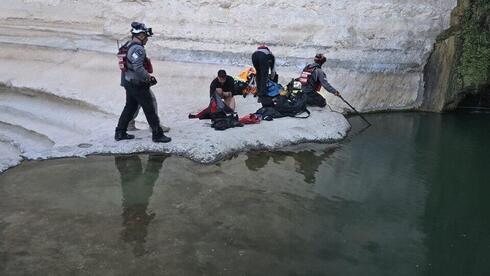 בן 17 טבע במעיין בנגב - ואותר מת אחרי שעות של חיפושים