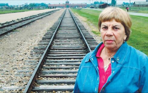 רגע הניצחון של אמא על הנאצים