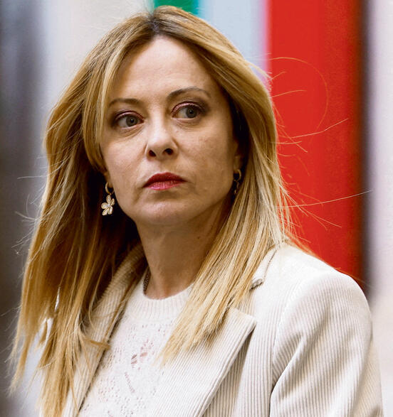 נתונה ללחץ. מלוני (Remo Casilli, REUTERS) נתונה ללחץ. מלוני
