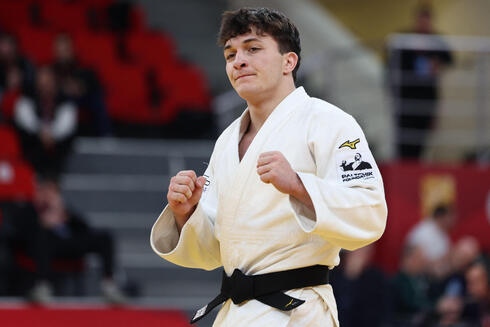 Israeli judoka Yitzhak Ashpiz strikes gold at Budapest Grand Slam