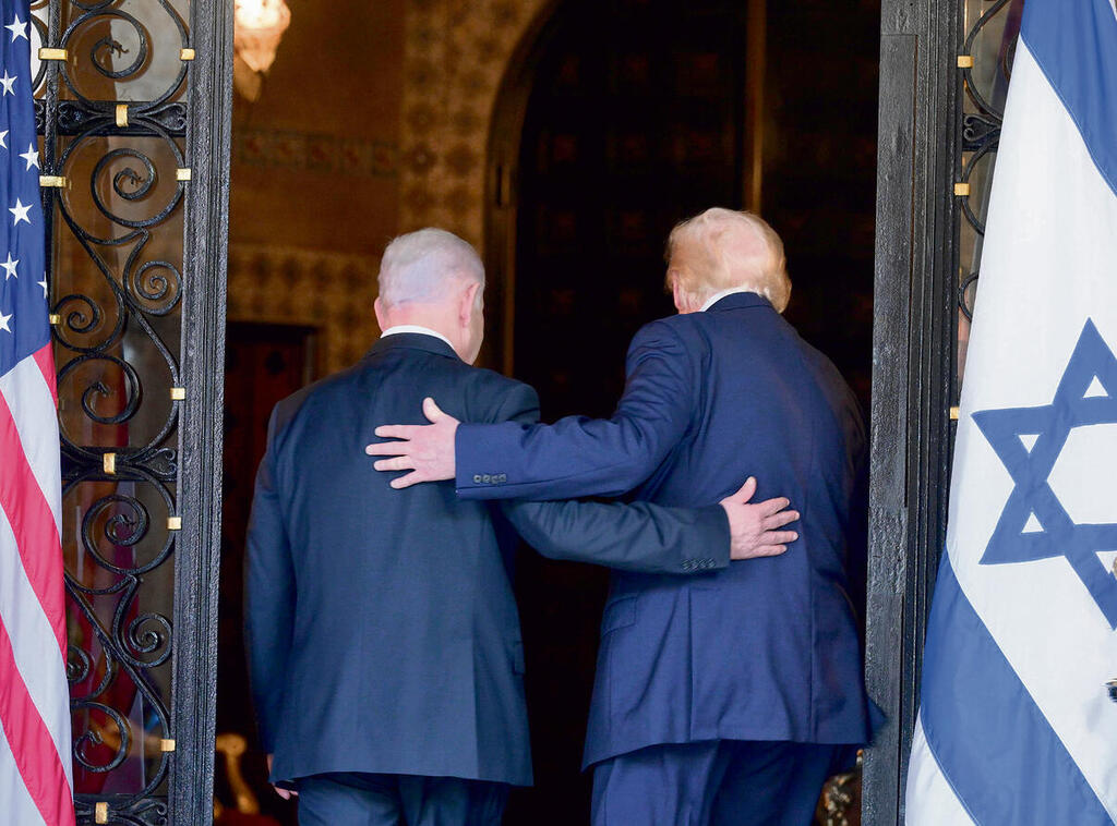 טראמפ ונתניהו בפלורידה. הנשיא מחויב באורח עמוק לישראל, אבל הוא במיעוט | צילום: עמוס בן גרשום, לע"מ