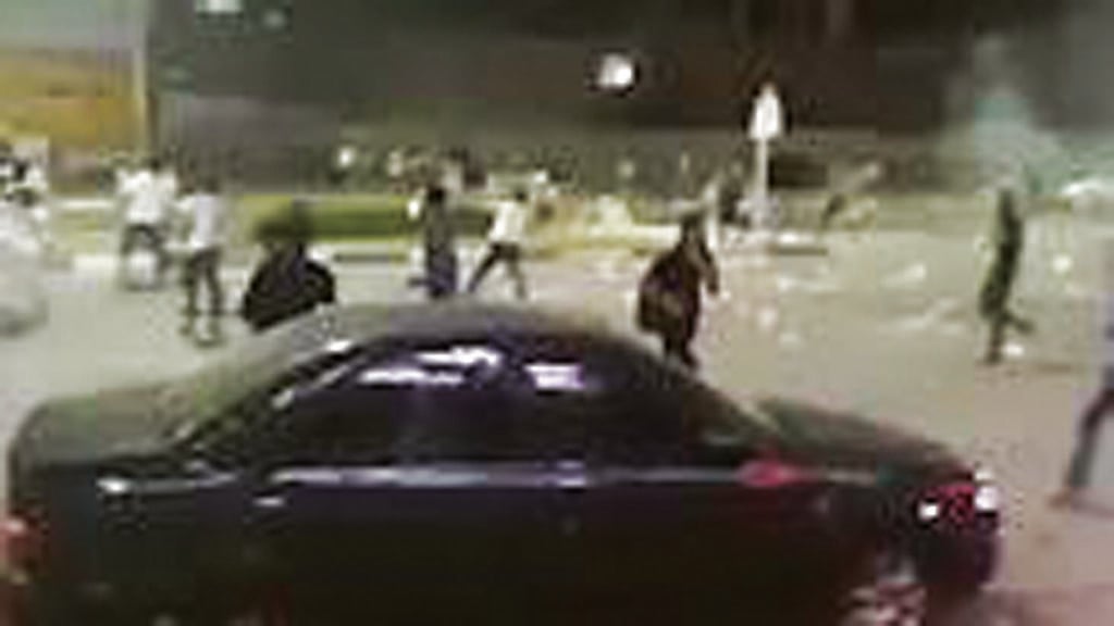 דיכוי הפגנות בטהרן על ידי הבסיג' דיכוי הפגנות בטהרן על ידי הבסיג'