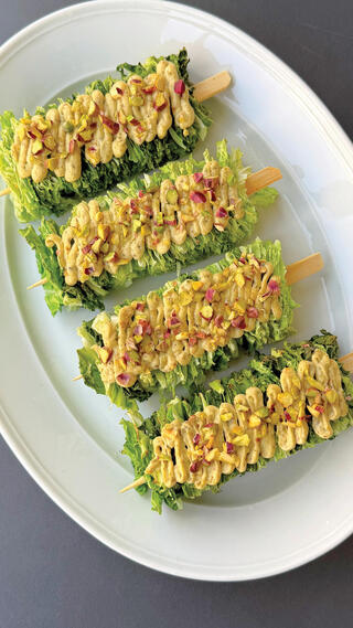 שיפודי כרוב ברוטב קיסר