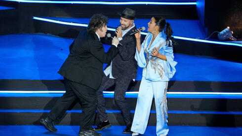Javier Milei Sings at Dress Rehearsal for Torchlight Ceremony in Israel