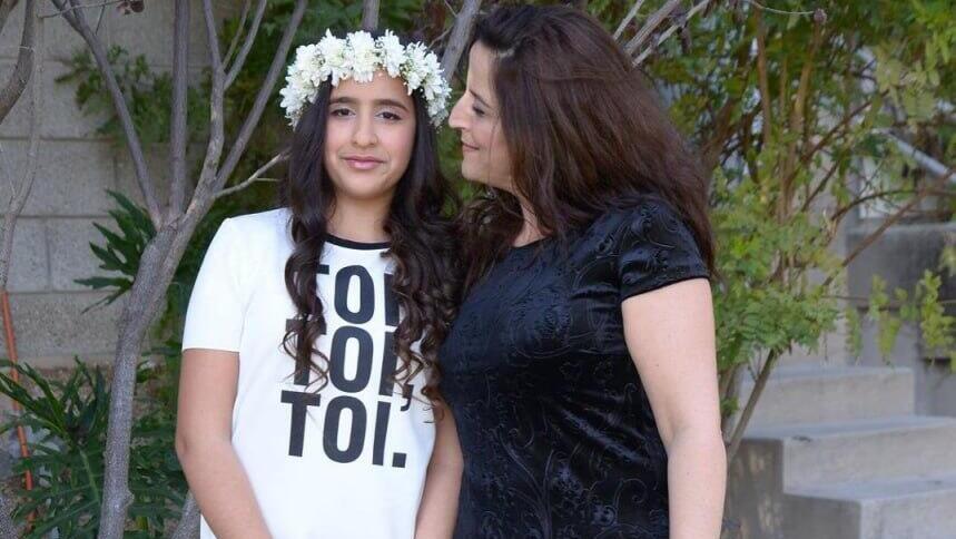 נעמה בוני ז"ל עם אמה (צילום: סטאר 2000)