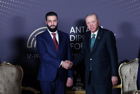 Turkey-Syria push Israel aside in Hormuz race