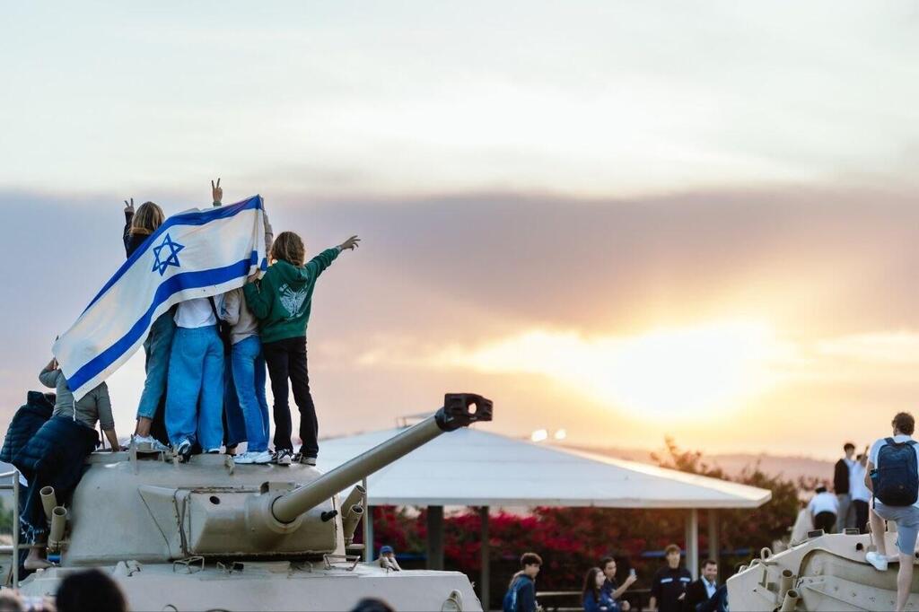 Masa participants in last year's ceremony at Latrun (Photo: Masa Israel Journey) Masa participants experience Israel