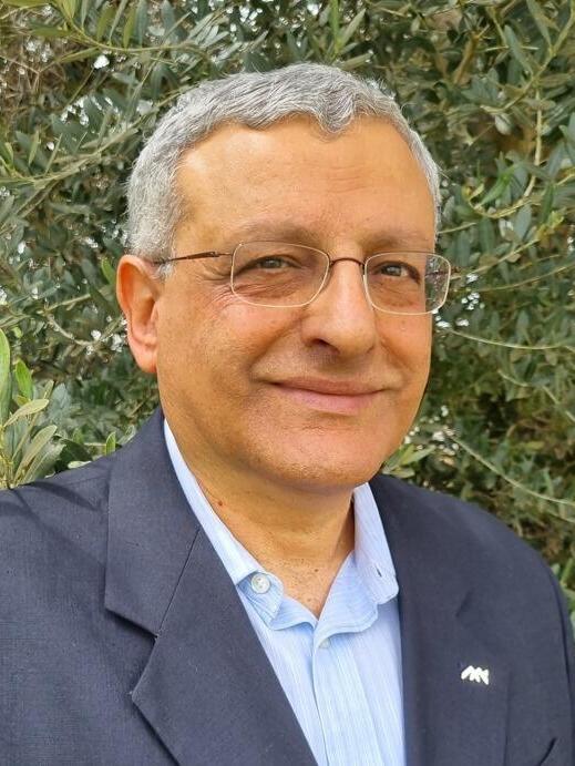 פרופ' ציון פחימה