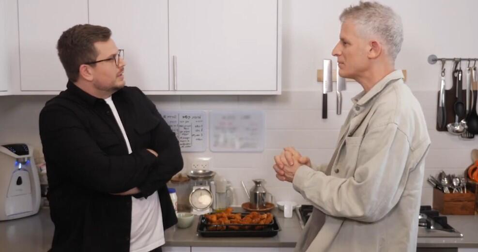 רשף לוי ועומר ירדני מעלים זכרונות על מיונז