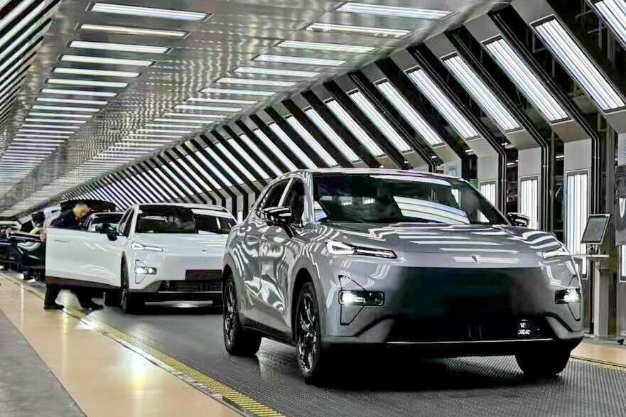 סינים באירופה: צ'אנגן רוצה לייצר בספרד, צ'רי פוזלת לאנגליה