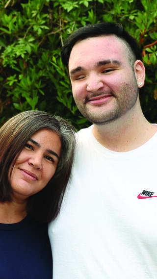 גלי עגיב מלול ובנה מור