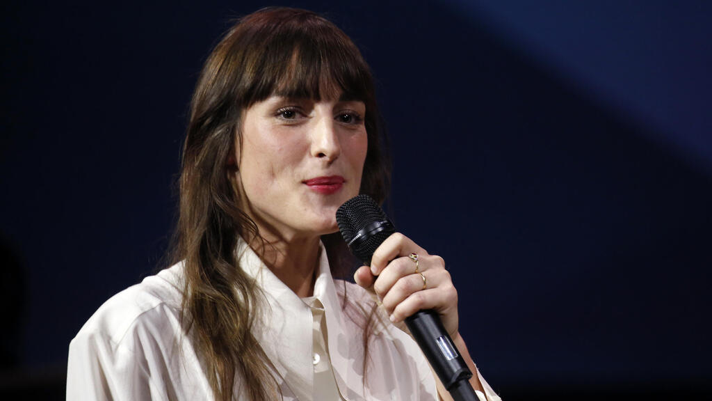 ז'ולייט ארמנה (צילום: Richard Bord/Getty Images) ז'ולייט ארמנה