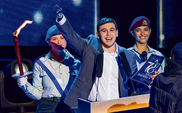 ארי שפיץ. "המלחמה לחזור לחיים"