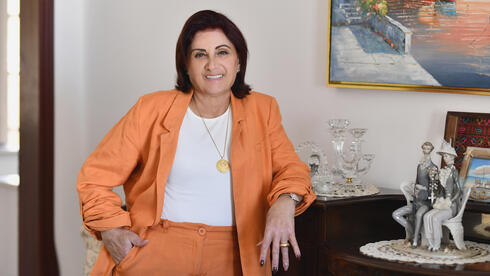 Rosette Hinawi lost her husband at 28, then built his Jaffa shop into a beverage empire