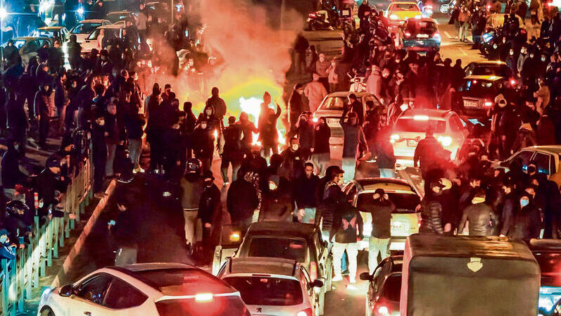 המחאות באיראן בינואר. "דם זרם ברחוב" (צילום: Getty) המחאות באיראן