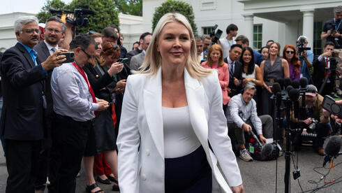 דוברת הבית הלבן יצאה לחופשת לידה: „יש לכם את המספר של הנשיא”