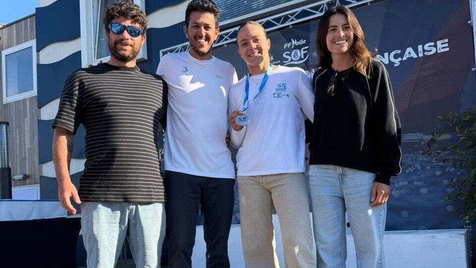 תמר שטיינברג והצוות (צילום: sailing energy) תמר שטיינברג