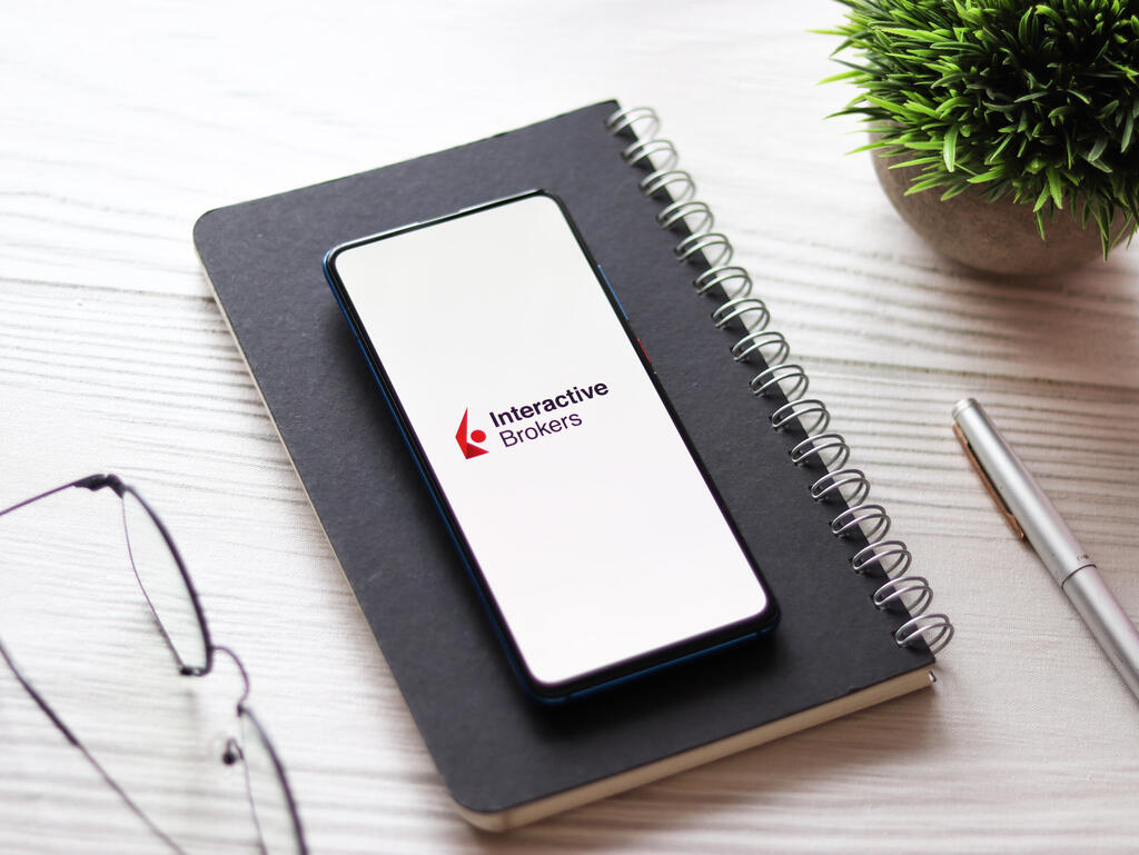 חברת Interactive Brokers (shutterstock) shutterstock