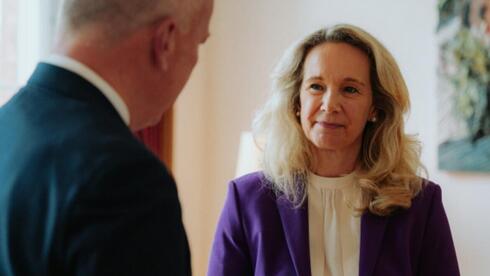 Berlin senator quits over antisemitism funds