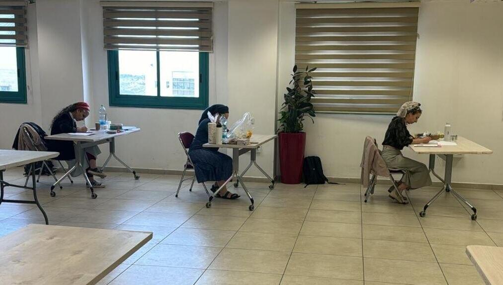 רות עגיב, רחל צבאן ויערה וידמן סמואל נבחנות (צילום: עתים) רות עגיב, רחל צבאן ויערה וידמן סמואל נבחנות