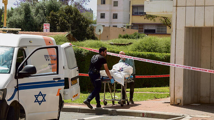 הזירה ברמלה בה התאבד ינר לאחר שרצח את גרושתו | צילום: יריב כץ