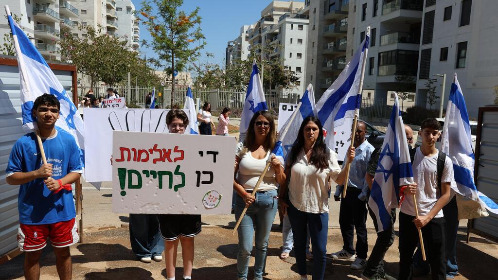 צילום: שאול גולן טקס הנחת אבן פינה להיכל ספורט על שם ימנו בנימין זלקה בפתח תקווה