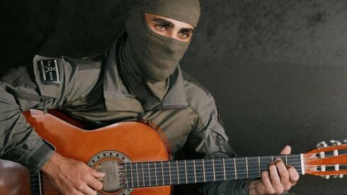 Undercover officer turned singer ends reserve role releases first song under real name