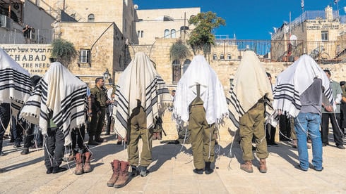 חיילי חטיבת החשמונאים