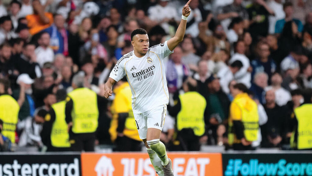 Jose Breton, AP