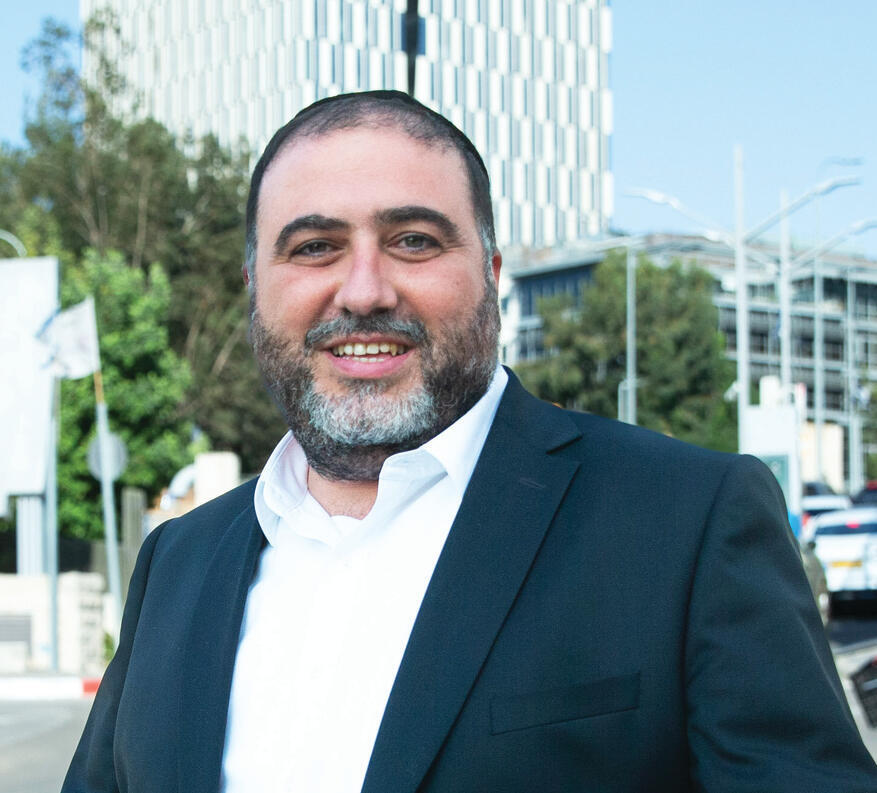 ארבל. פופולרי מדי | צילום: אלכס קולומויסקי (אלכס קולומויסקי) ארבל. פופולרי מדי | צילום: אלכס קולומויסקי