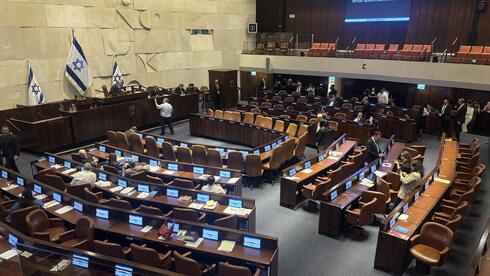 חוק יסוד לימוד תורה עבר בקריאה טרומית