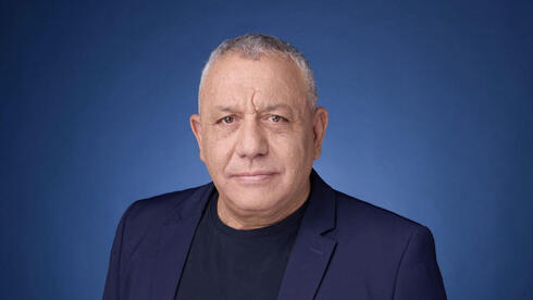 המתקפה על איזנקוט היא גזענות בצמרת
