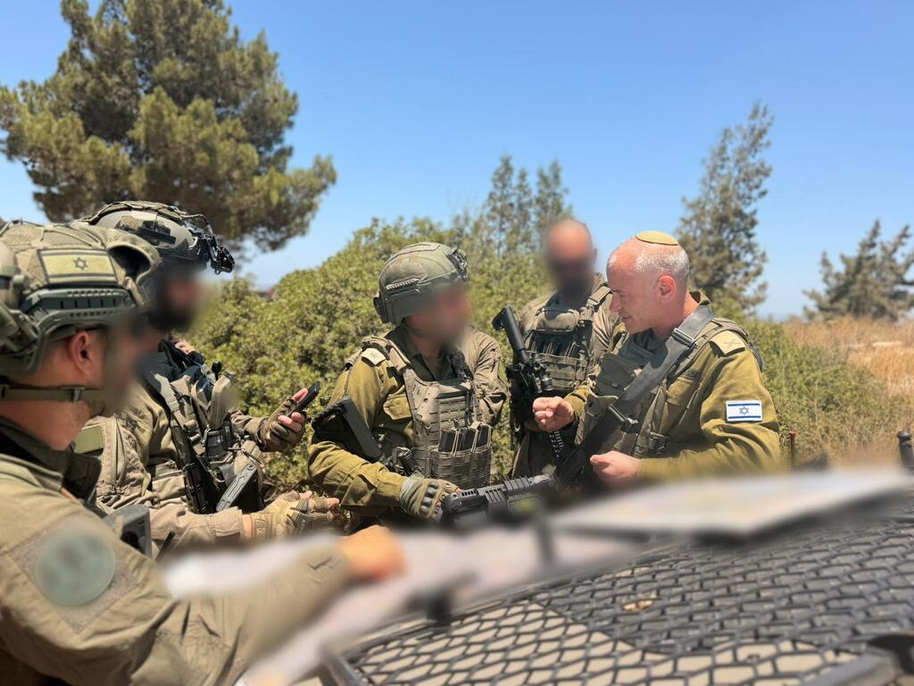 מפקדי הגזרות בזירה (צילום: דובר צה"ל) מפקדי הגזרות בזירה